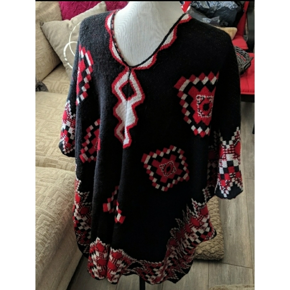 Relativity Patterned Winter Pancho Arm Holes - image 3